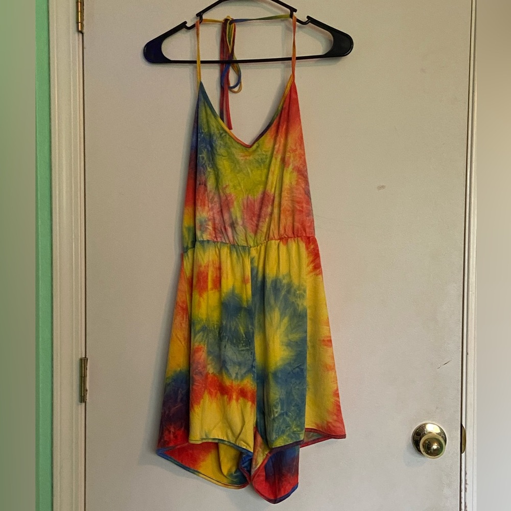 SHEIN Curve 1XL Tie-Dye Low-Back Romper